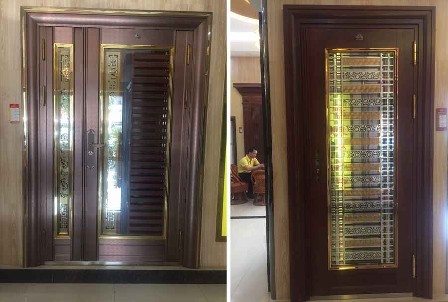 Cửa thép xi mạ - cửa thép có hoa văn bằng đồng