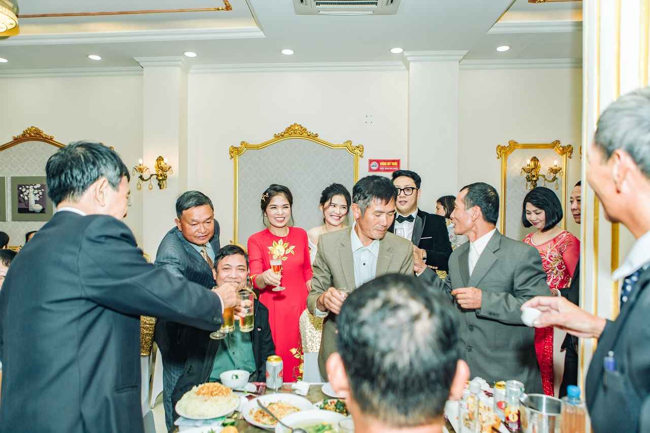 Nhà hàng tiệc cưới nấu cỗ giá rẻ Hà Nội