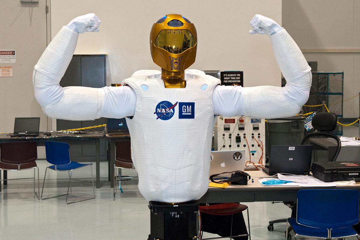 Real-Life 'Replicants': 6 Humanoid Robots Used for Space ...